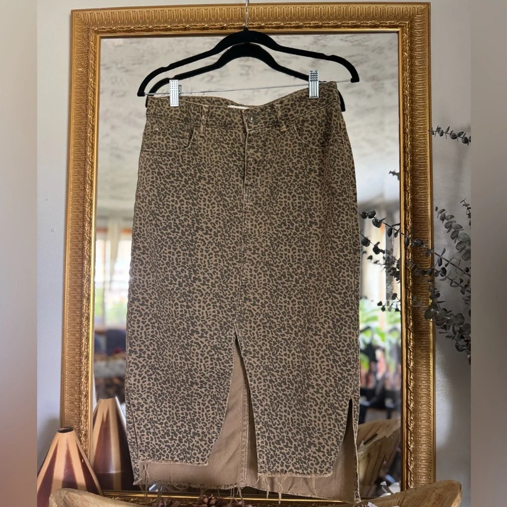 ZARA DENIM Leopard Print Midi Skirt - Picture 2 of 6